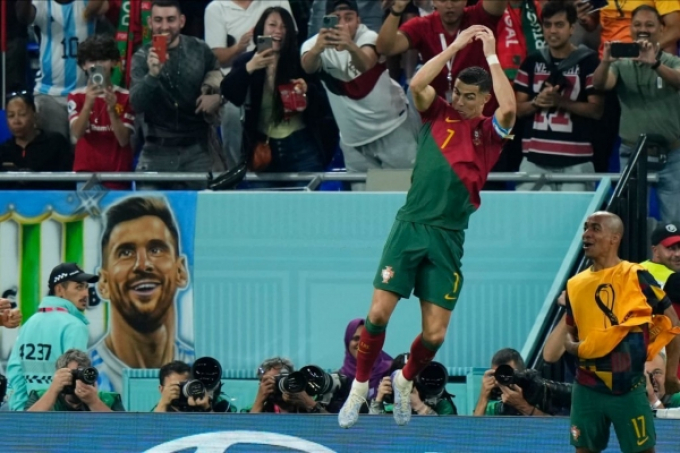 Đi vào lịch sử World Cup, Ronaldo nói lời chấm hết với Man United