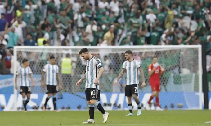 Argentina không thể mãi trông chờ vào phút giây thiên tài của Messi