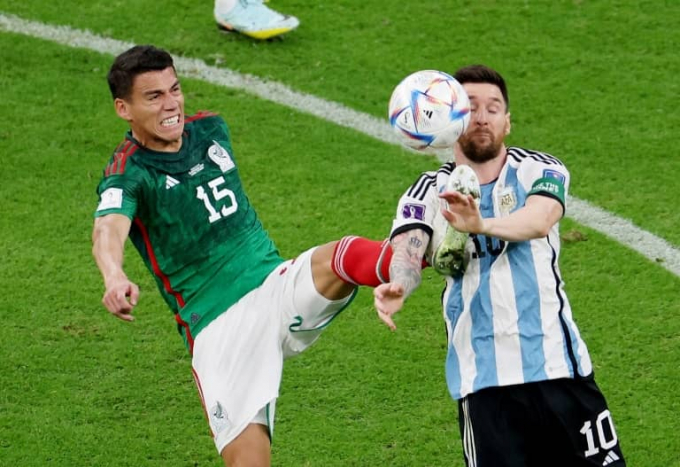 Sút tung lưới Mexico, Messi san bằng thành tích của Maradona, lập 2 kỷ lục