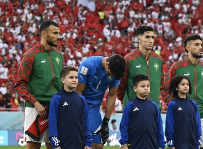 Thủ môn Morocco bất ngờ biến mất sau khi hát quốc ca