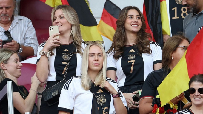 Hansi Flick làm điều bất ngờ trước trận Đức gặp Costa Rica