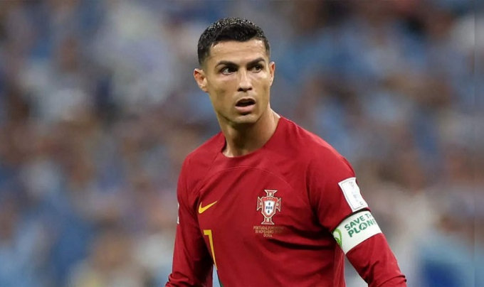Ronaldo lên tiếng vụ chửi HLV