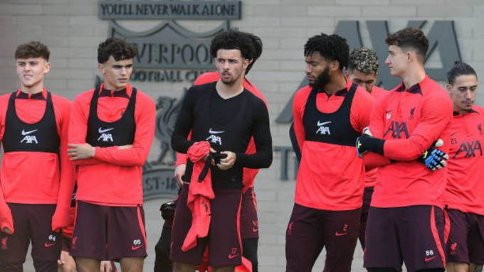 Liverpool mang 33 cầu thủ tới Dubai: 4 ’bệnh binh’ cũng góp mặt