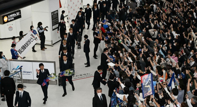 Sao xịt pen của Nhật Bản bất ngờ với màn chào đón ở quê nhà