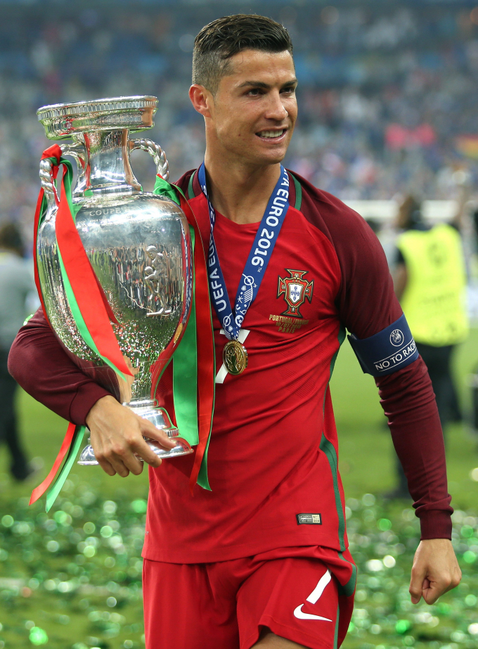 Cristiano Ronaldo - Người viết sử vĩ đại của Bồ Đào Nha