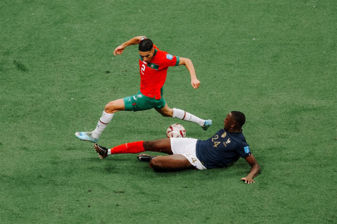Ibrahima Konate vui buồn lẫn lộn ngày giúp Pháp vào Chung kết