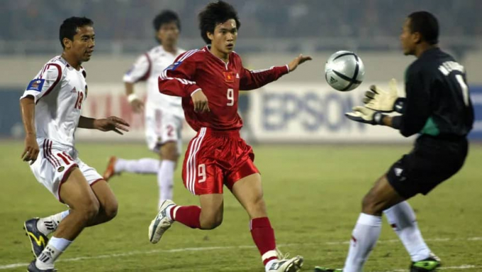 Nhìn lại 26 năm tham dự AFF Cup của ĐT Việt Nam: Nuối tiếc, vinh quang nếm đủ!