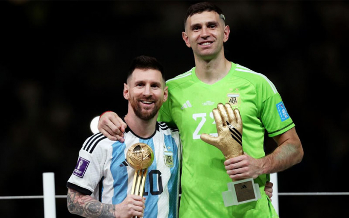 Romano bắn tín hiệu gây sốc: Người hùng của Messi sáng cửa gia nhập M.U trong năm 2023