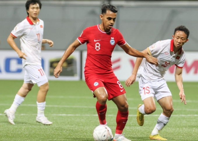Fan Malaysia thừa cơ giễu cợt tuyển Việt Nam vì trận hòa Singapore