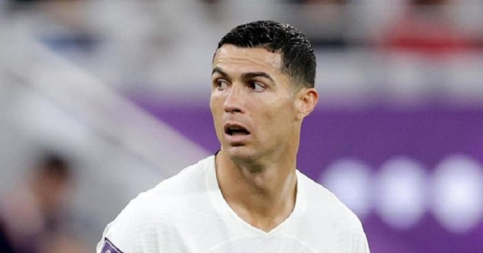 Ronaldo: Hắn ta dám hét cả vào mặt Sir Alex vì dự bị, cuối mùa chẳng còn ai thấy thanh niên đó