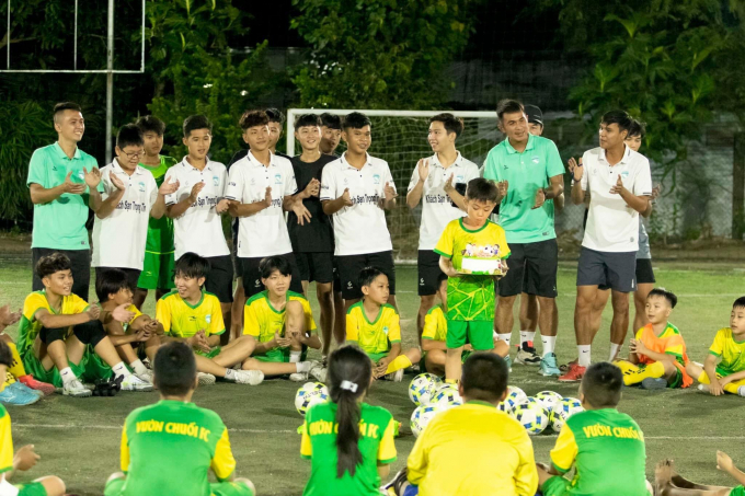 Nguyễn Quốc An và khao khát phát triển bóng đá trẻ Tiền Giang