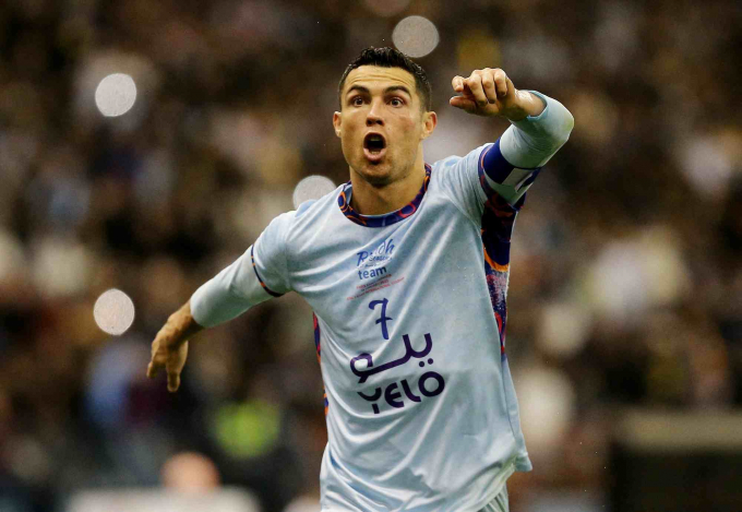 Ronaldo lấy lại vũ khí đặc biệt sau màn so tài với Messi