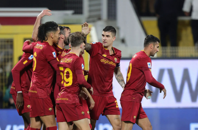 Roma thắng dễ, Juve hòa kịch tính 3-3