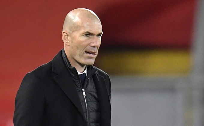 HLV Zinedine Zidane chốt bến đỗ đầy bất ngờ