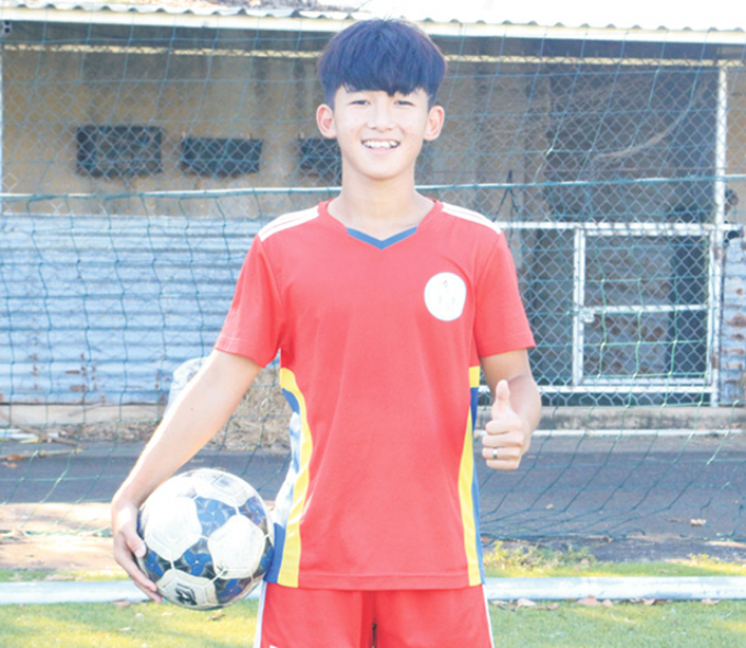 Đội trưởng Huỳnh Triệu tỏa sáng, U17 Đồng Tháp ngược dòng thắng U17 Vĩnh Long