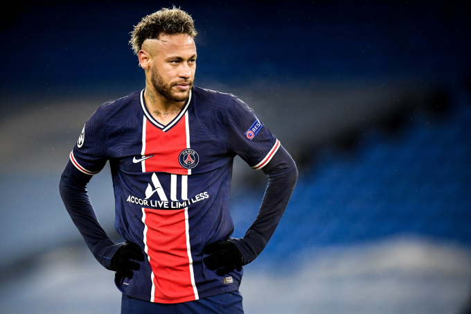 PSG chính thức ra giá chào bán Neymar cho Chelsea