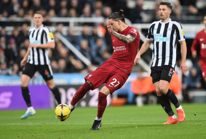 5 điểm nhấn Newcastle 0-2 Liverpool: Lời đáp trả của Nunez; Siêu thủ môn