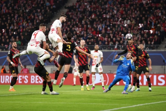 Kết quả Champions League 23/2: Man City bị cầm chân tại Đức; Lukaku sắm vai người hùng