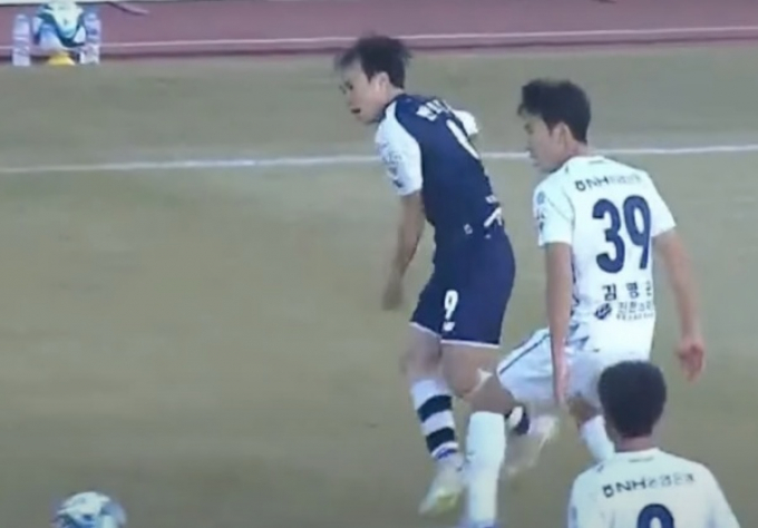 Văn Toàn ra mắt 81 phút ở K League 2, Seoul E-Land không may thua trận