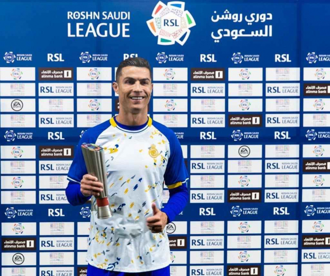 AFC vinh danh, Ronaldo nhận thêm giải thưởng cao quý