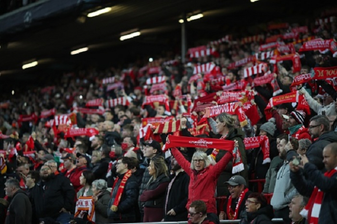 UEFA làm điều khiến CĐV Liverpool ấm lòng