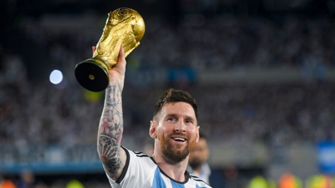 Messi hưởng vinh dự chưa từng có trong lịch sử Argentina