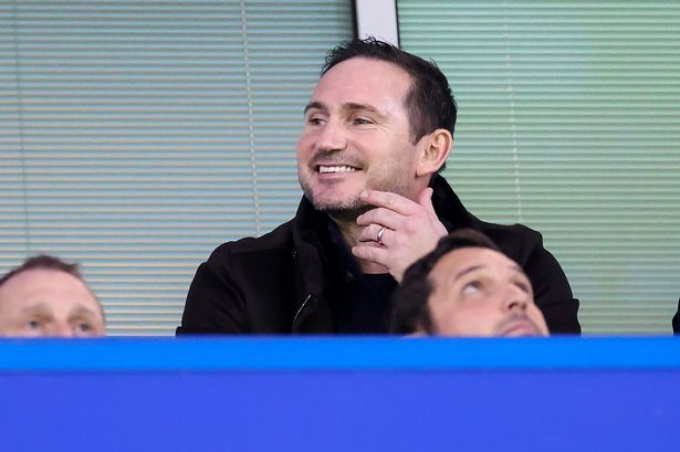 Chốt thỏa thuận chớp nhoáng, Lampard tái xuất dẫn dắt Chelsea