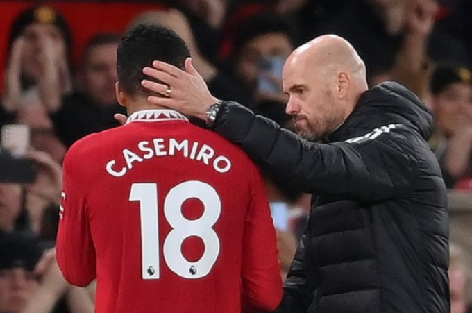 Danilo mời gọi, Casemiro có quyết định cho việc rời Man Utd