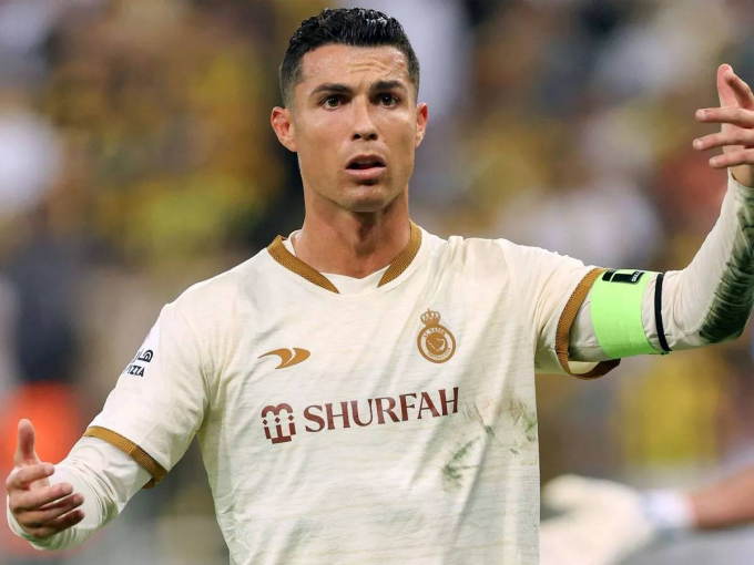 Chật vật tại Al Nassr, Ronaldo tạo cú sốc lớn ở kỳ chuyển nhượng Hè 2023