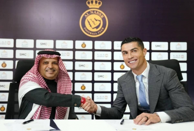 Bóc trần vụ chủ tịch Al Nassr gọi Ronaldo là cú lừa