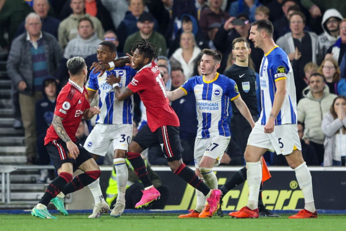 6 vấn đề Brighton 1-0 Man United: Báo động đỏ Casemiro; Cách bày binh bố trận tai hại