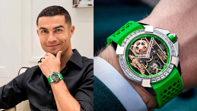 Ronaldo nhận quà siêu to khổng lồ, đính 26 viên kim cương