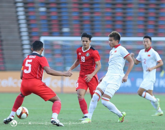 Đội hình U22 Việt Nam đấu Myanmar: Nhiều sự điều chỉnh; Văn Khang xuất trận