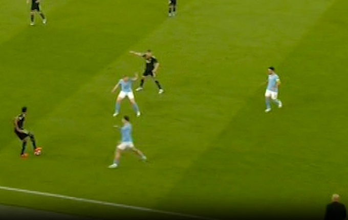 De Bruyne bốc hỏa, bật HLV Pep Guardiola trong trận thắng Real Madrid