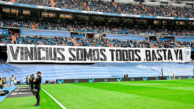 Nghĩa cử cao đẹp của tập thể Real Madrid dành cho Vinicius