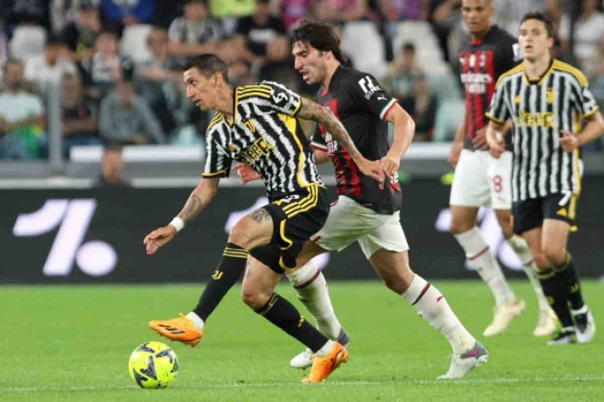 AC Milan kéo sập pháo đài Juventus, Top 4 Serie A ngã ngũ