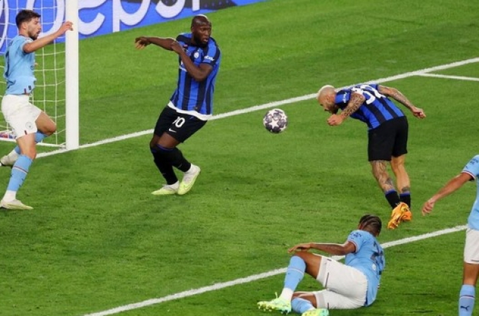 Cận cảnh 2 tình huống Lukaku chuyển hóa bàn thắng thành cơ hội khiến Inter ôm hận