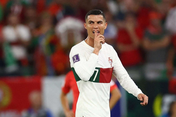 Ronaldo cách kỷ lục vĩ đại cùng Bồ Đào Nha đúng 2 trận đấu