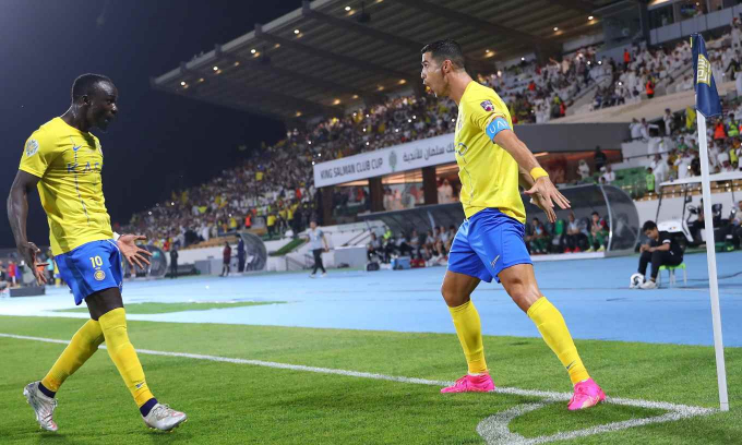 Nguyện rời châu Âu, gia nhập Al Nassr vì Ronaldo: Đồng đội mới tỏ tình, khẳng định CR7 là số 1