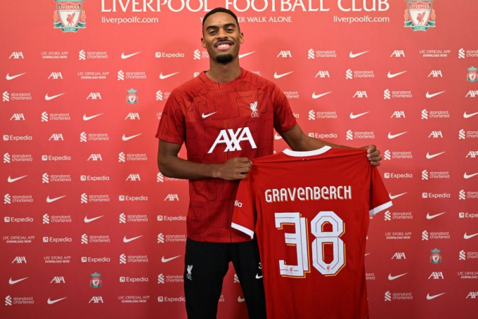 Vì sao Gravenberch chọn số áo 5 năm không ai mặc ở Liverpool?