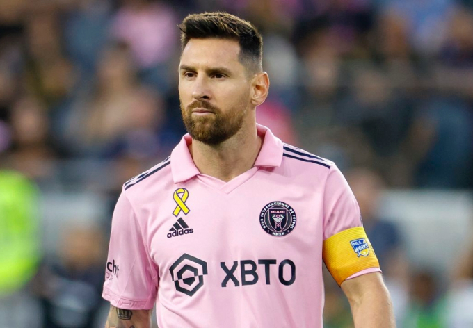 Áo đấu in tên Messi bị phản đối vì trục lợi?