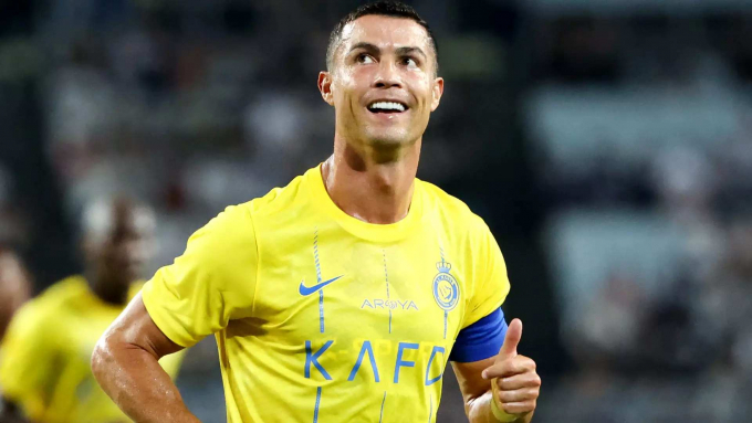 Ngả mũ trước độ bền bỉ của Ronaldo ở tuổi 38: 4 ngày đá 1 trận, ghi 13 bàn thắng