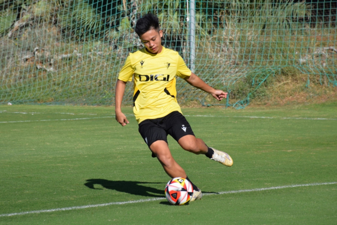 Ghi 4 bàn thắng ra mắt tại CLB La Liga, sao trẻ Việt Nam lên tiếng bất ngờ