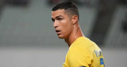 Hậu vệ MU biết ơn Ronaldo, tiết lộ bài học đắt giá CR7 chỉ dạy