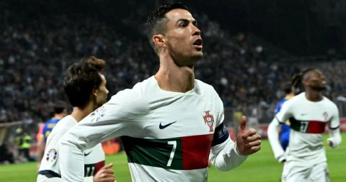Kết quả vòng loại EURO ngày 17/10: Ronaldo tiếp tục tỏa sáng; Trận Bỉ - Thụy Điển tạm hoãn vì sự cố hy hữu