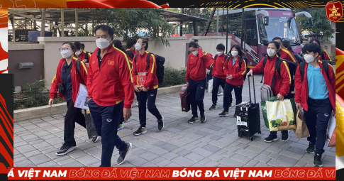 Đón 18 bệnh binh, ĐT Việt Nam thắp sáng hy vọng dự World Cup