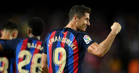 Barca cân nhắc tương lai 4 ngôi sao vào tháng Giêng, Chelsea và MU mừng thầm