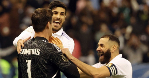 Đả bại Valencia trên loạt đấu súng, Real Madrid vào chung kết Siêu cúp