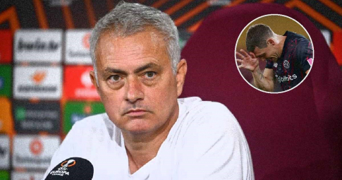 Thắng ’giòn giã’, Jose Mourinho vẫn chỉ trích học trò ’mắc virus’ rườm rà