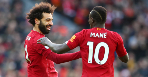 Liverpool bị chê bán nhầm người giữa Salah và Mane